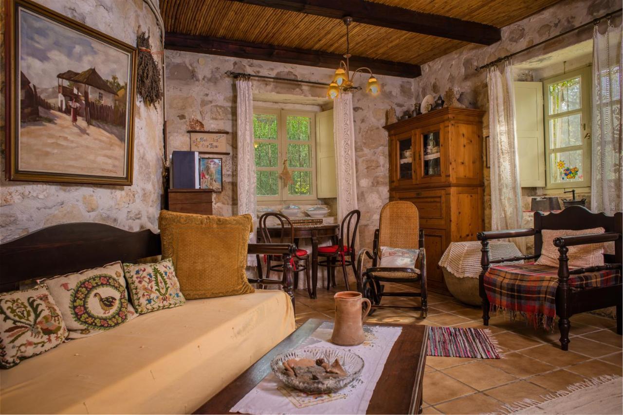 Jianni'S Villa - Stone Villa In The Greenery!! Василікос Екстер'єр фото